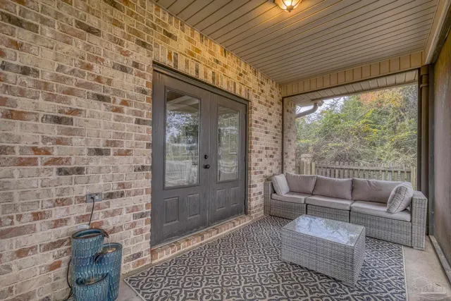 $499,000 | 5442 Southlake Drive, Pace, FL 32571