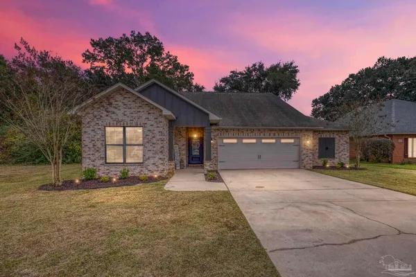 $484,900 | 5442 Southlake Drive, Pace, FL 32571