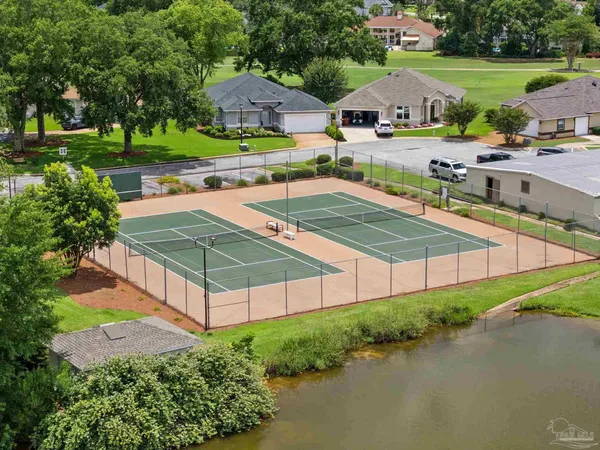 $484,900 | 5442 Southlake Drive, Pace, FL 32571
