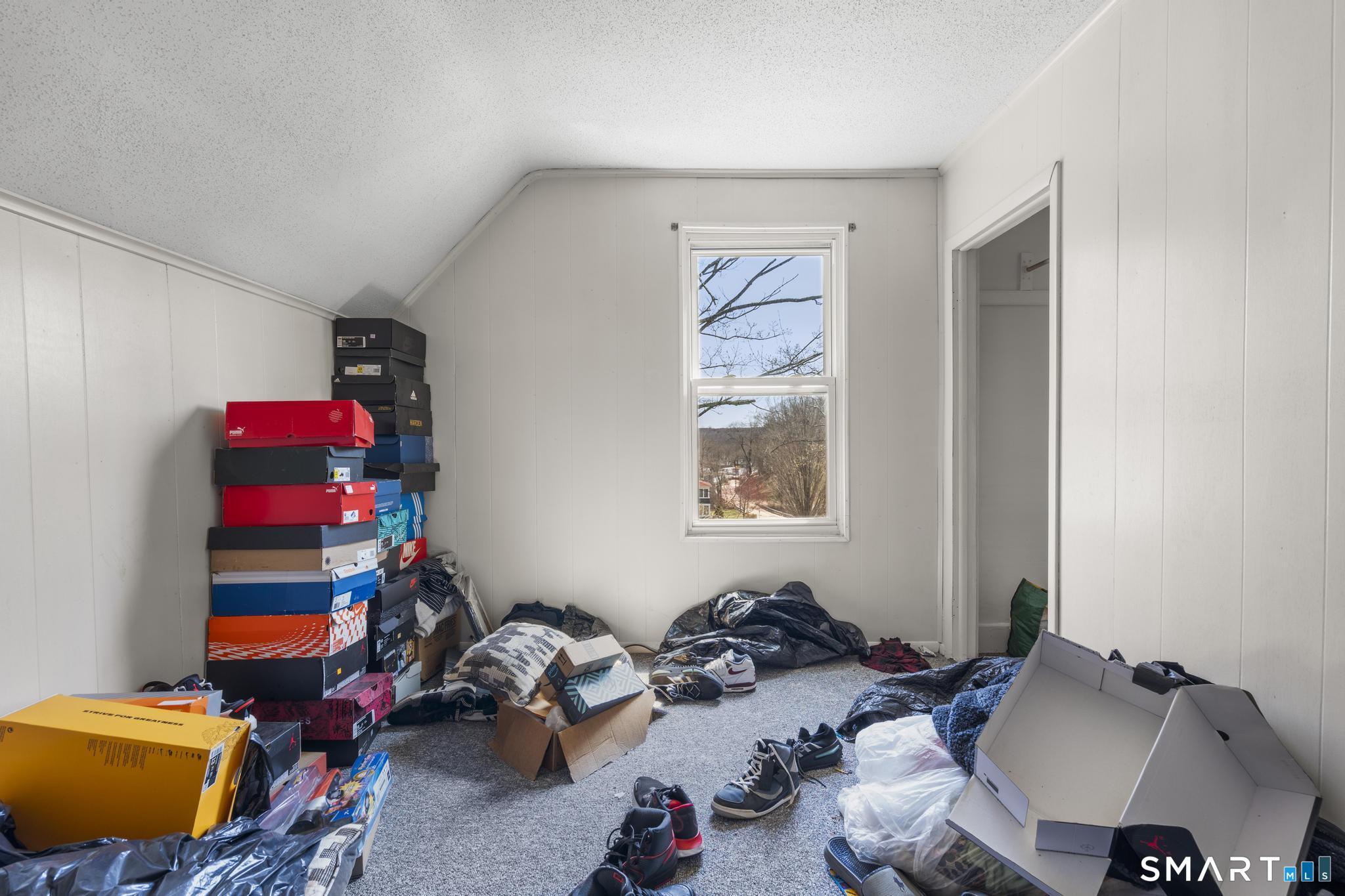 63 Hunters Road Norwich, CT 06360 - Photo 17 of 40