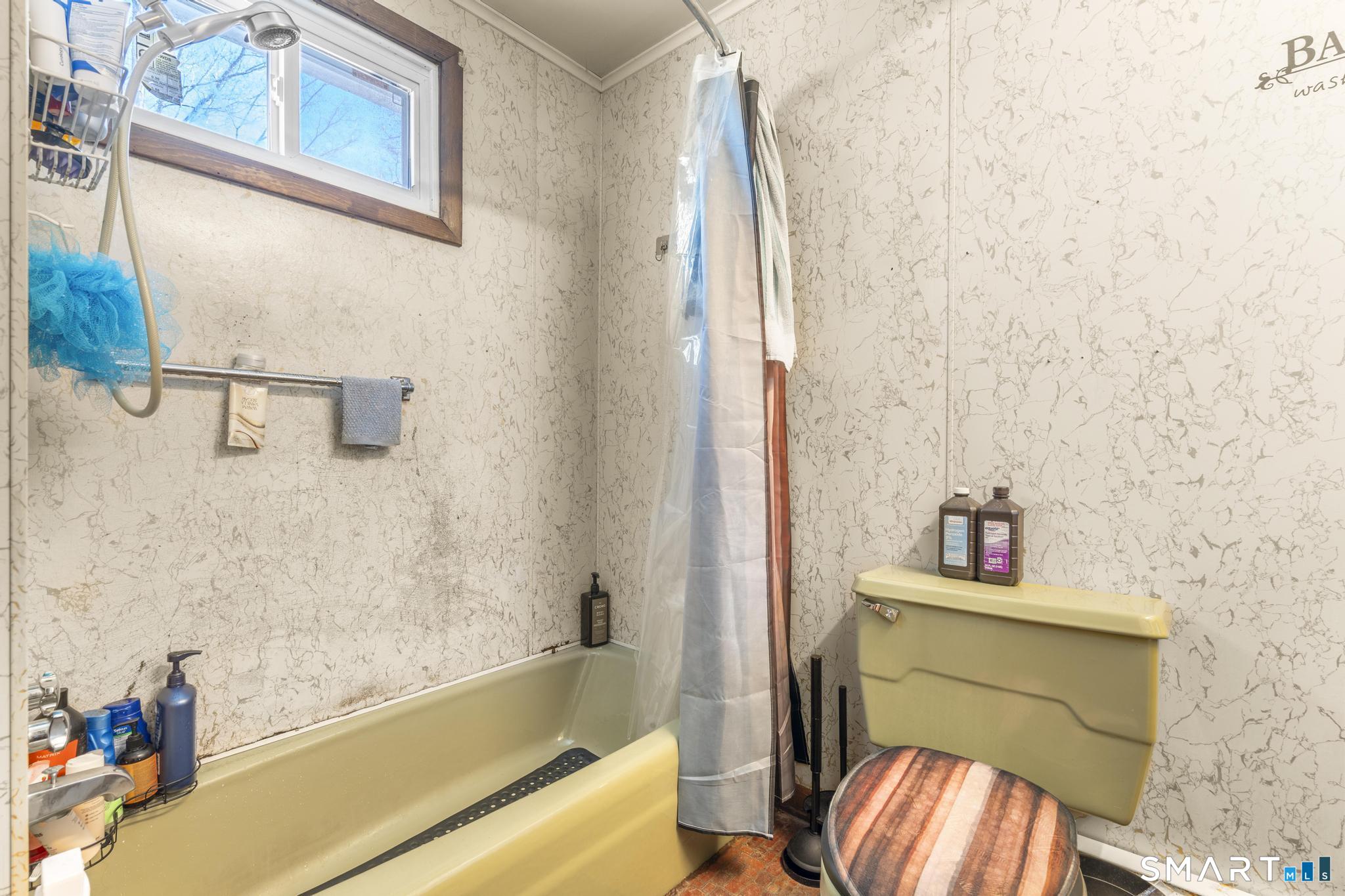 63 Hunters Road Norwich, CT 06360 - Photo 26 of 40