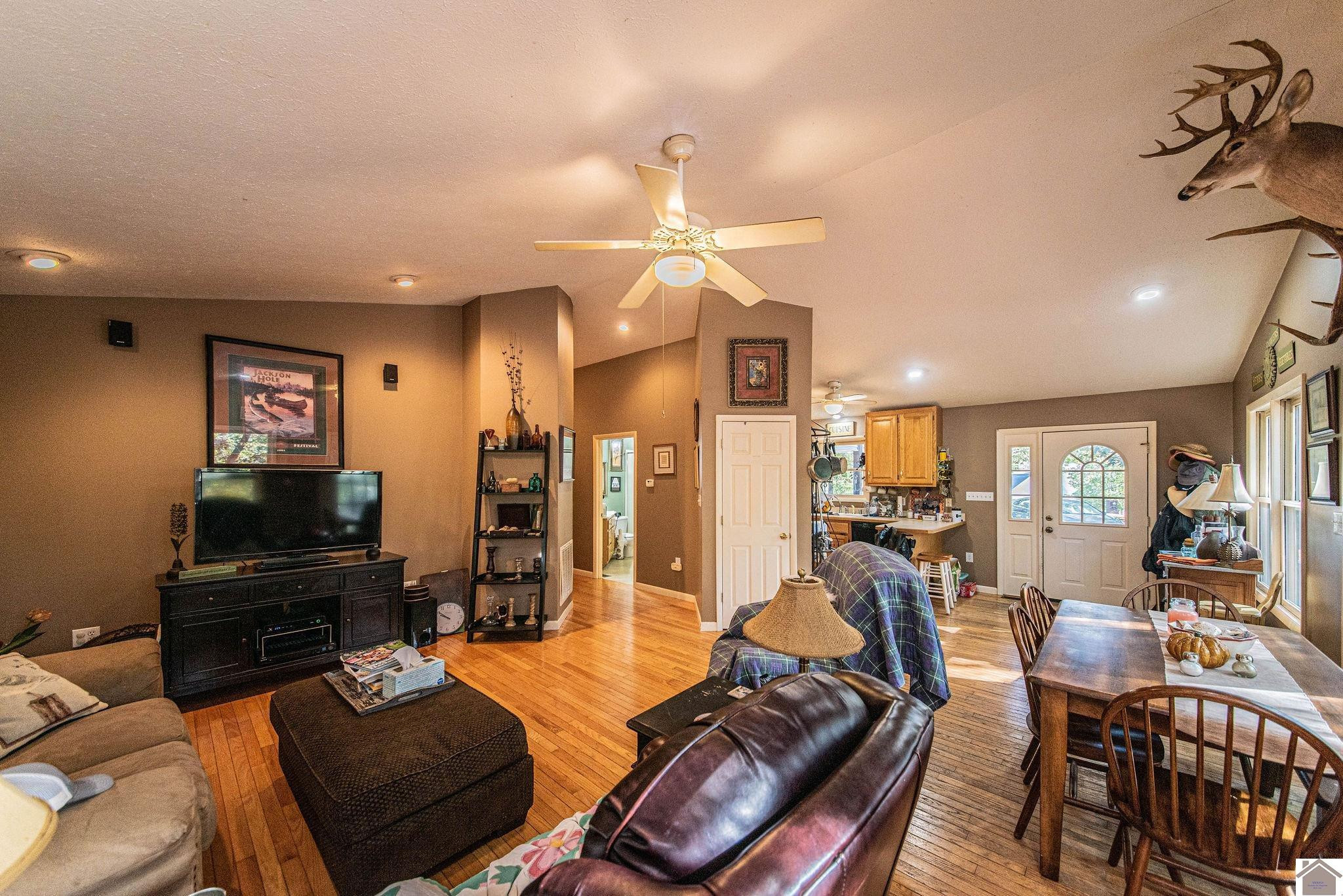 255 Paddle Wheel Road Gilbertsville, KY 42044 - Photo 14 of 30 Photo 14