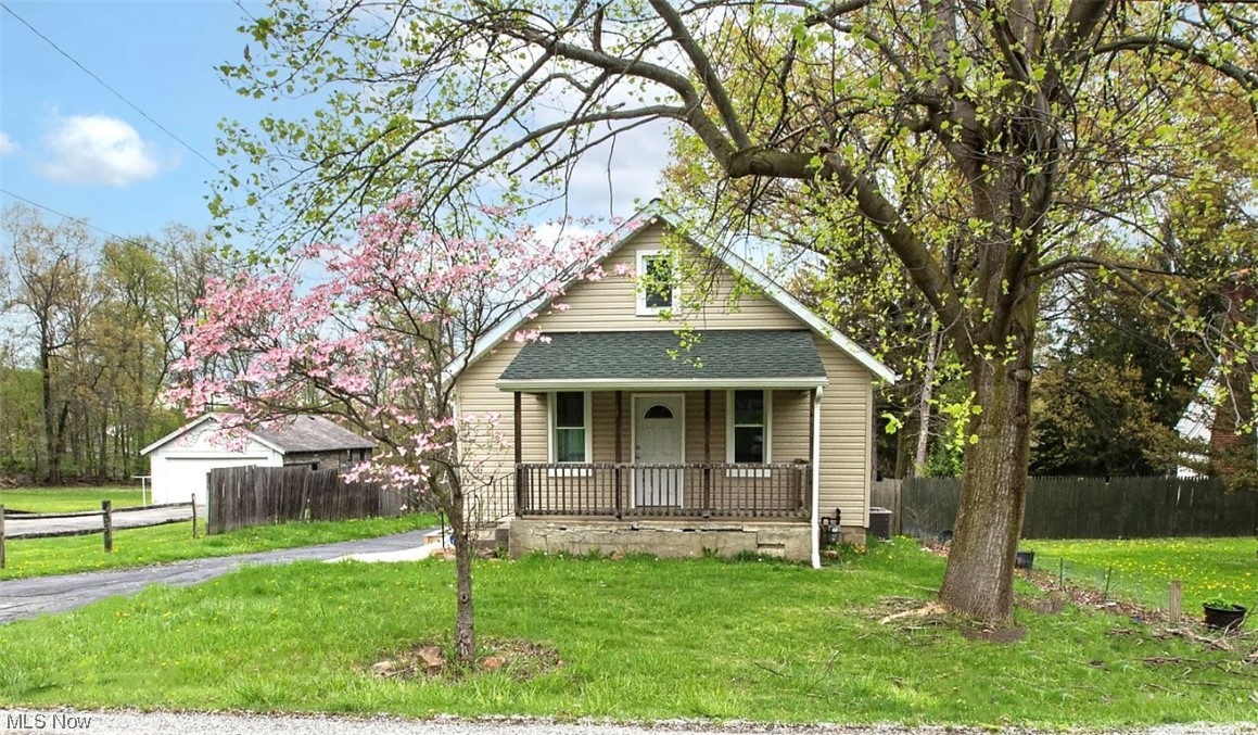 1211 West County Line Road Mineral Ridge, OH 44440 - Photo 1 of 20