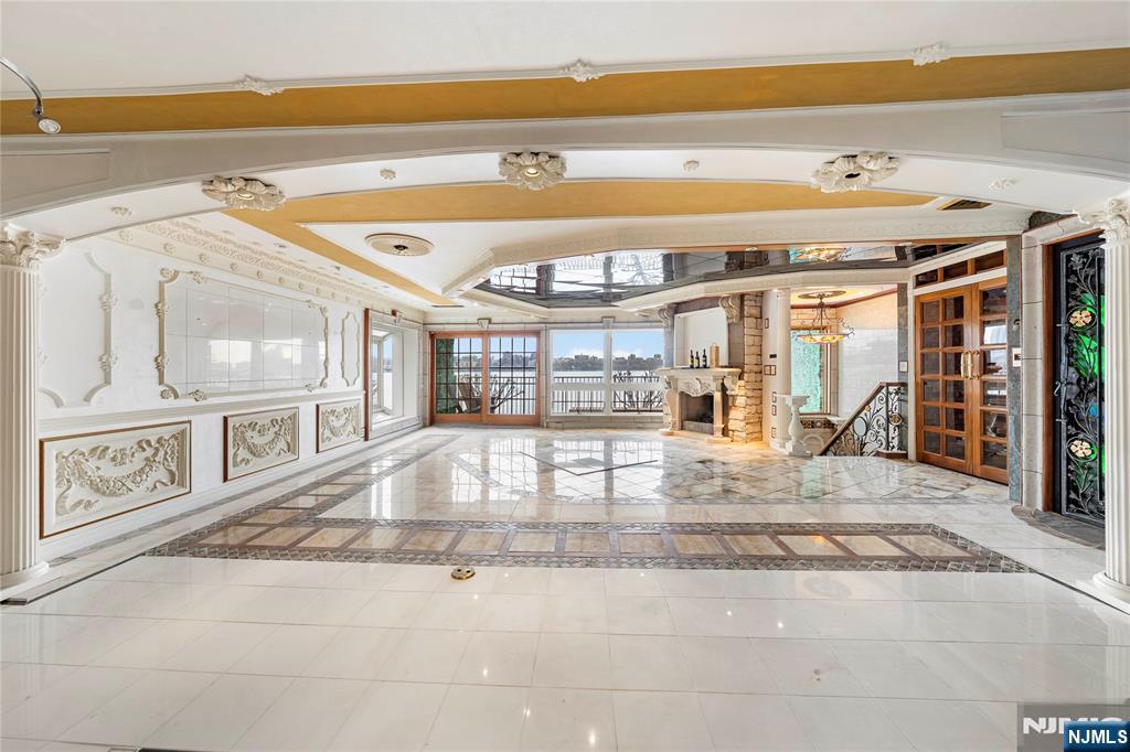 1225 River Road, Unit 7D Edgewater, NJ 07020 - Photo 18 of 41