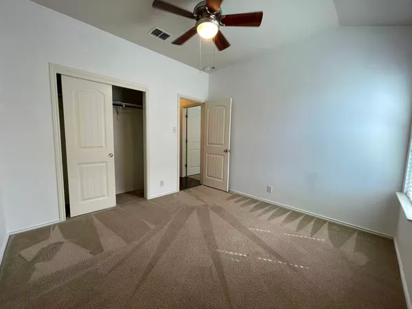 $1,950 | 457 Dragon Ridge Road, Buda, TX 78610