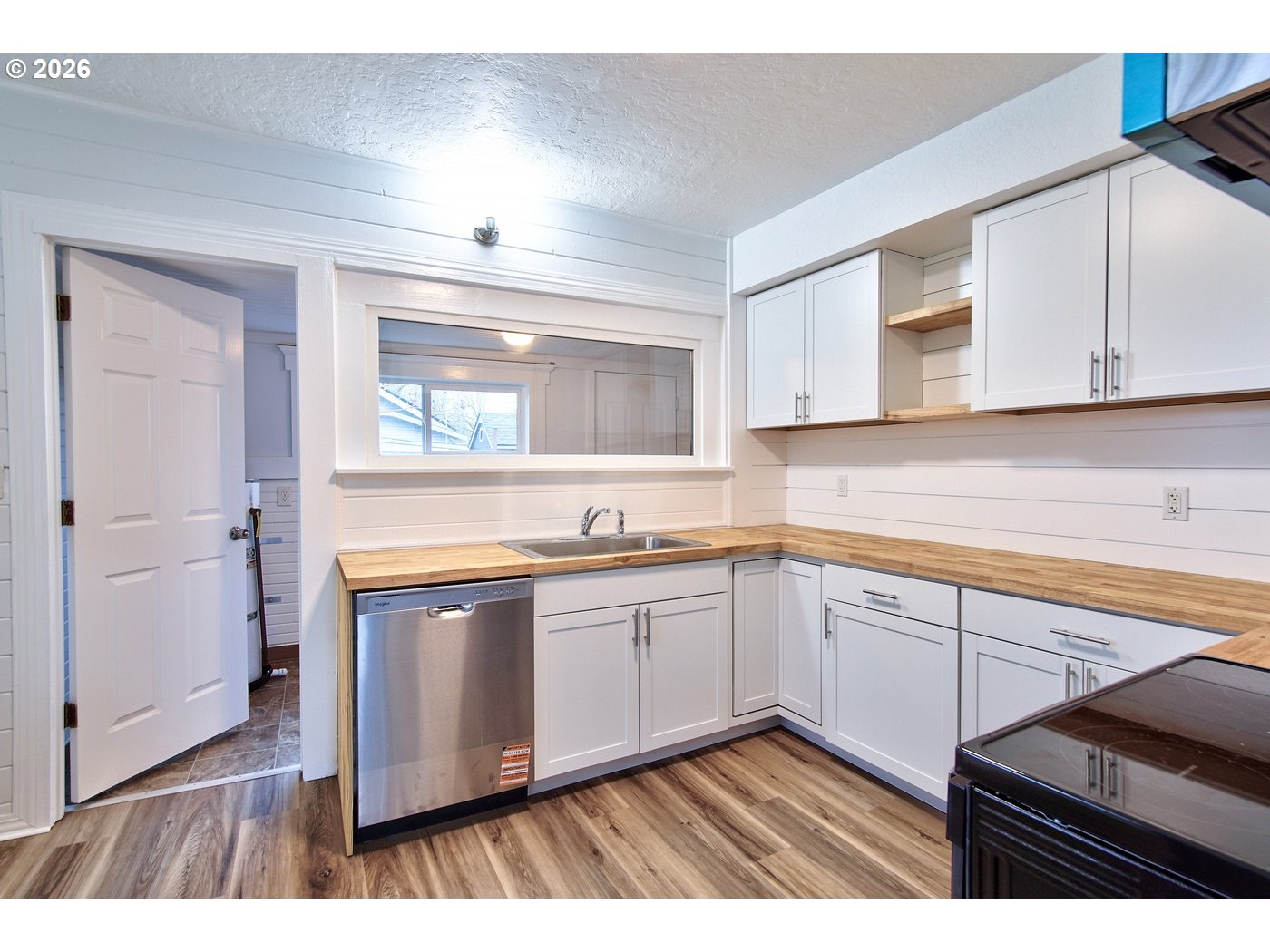 774 18th Street Southeast Salem, OR 97301 - Photo 4 of 38 Kitchen