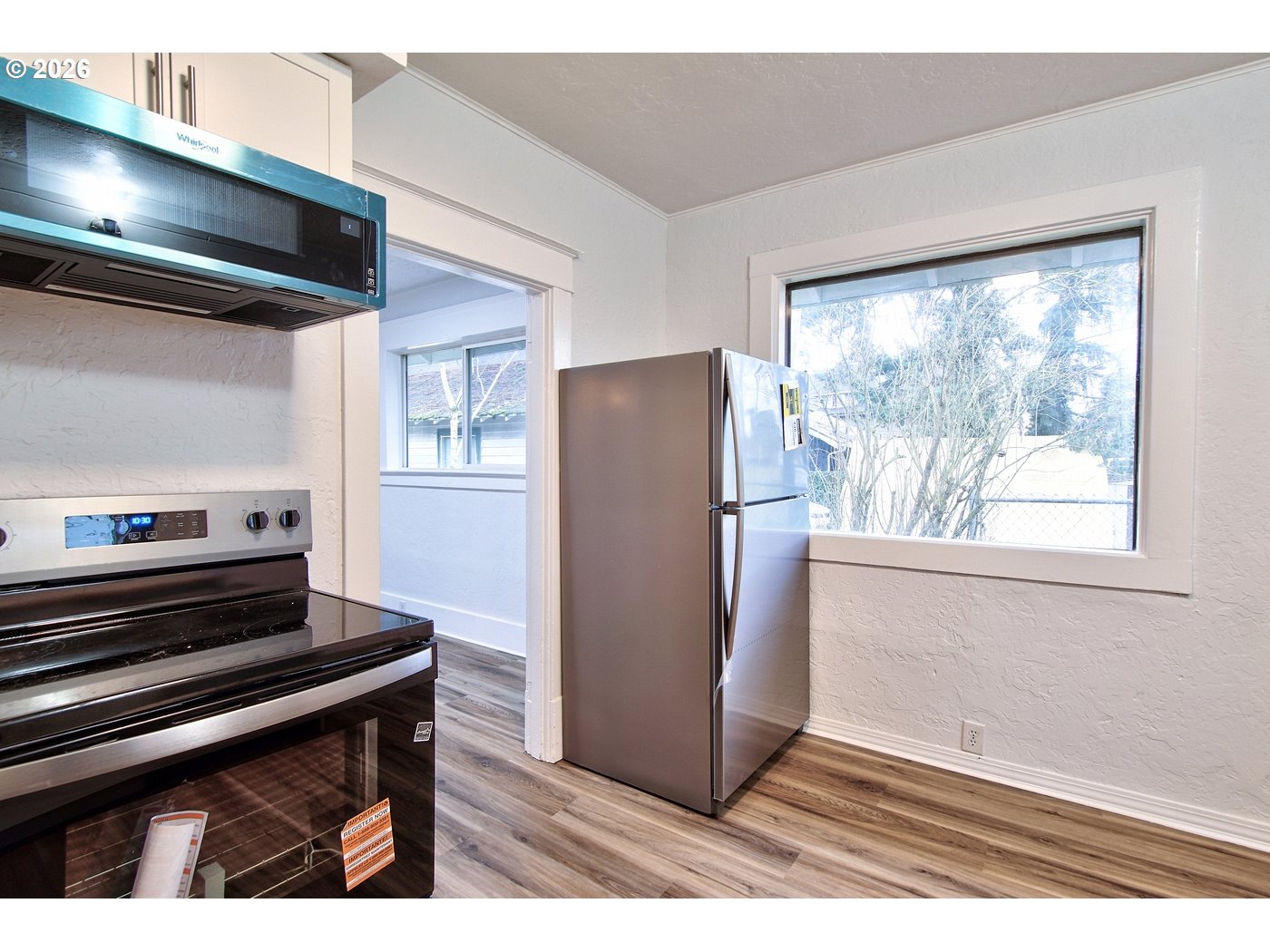 774 18th Street Southeast Salem, OR 97301 - Photo 6 of 38