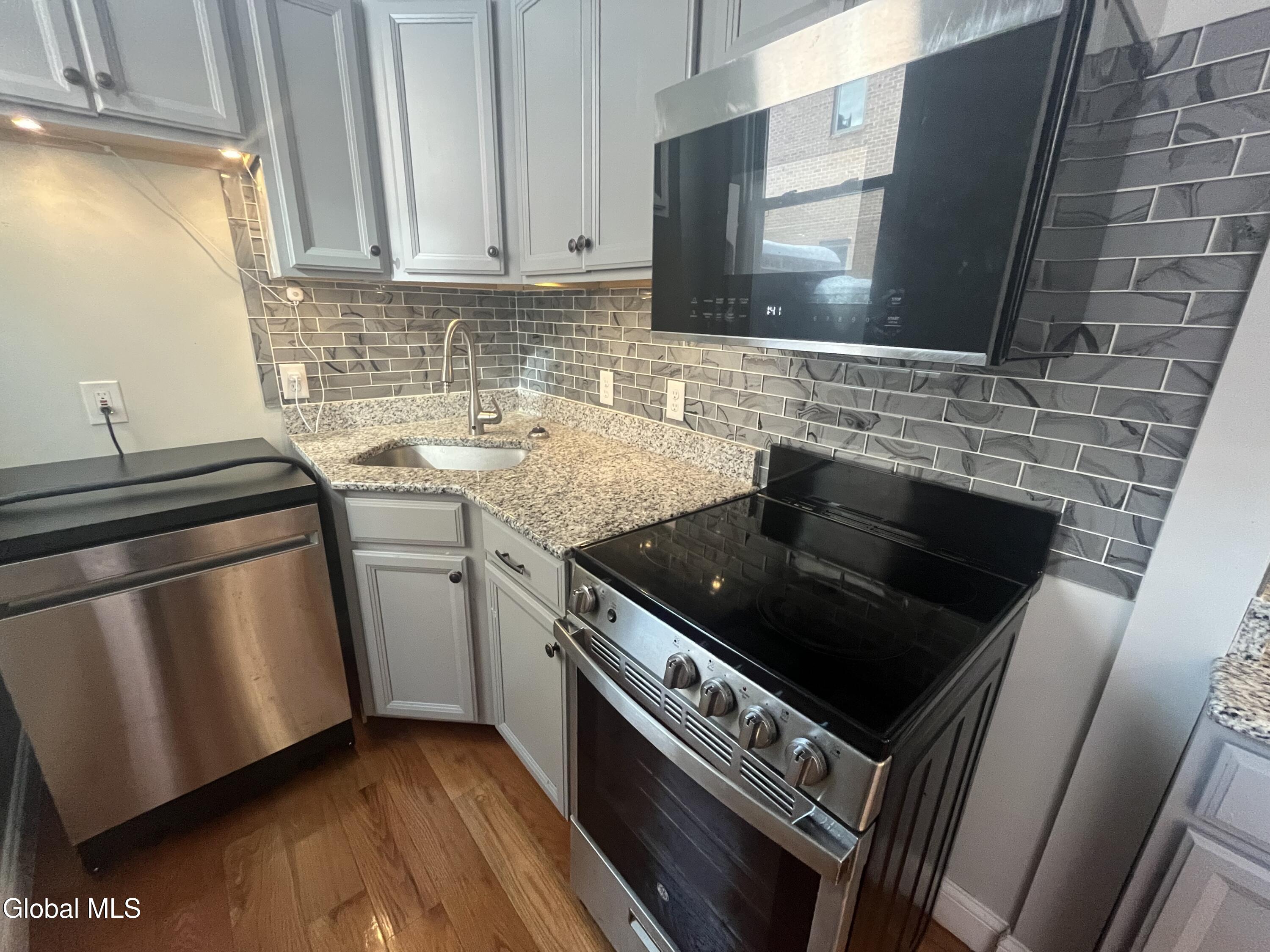 37 Maiden Lane, Unit 4B Albany, NY 12207 - Photo 12 of 23 kit2