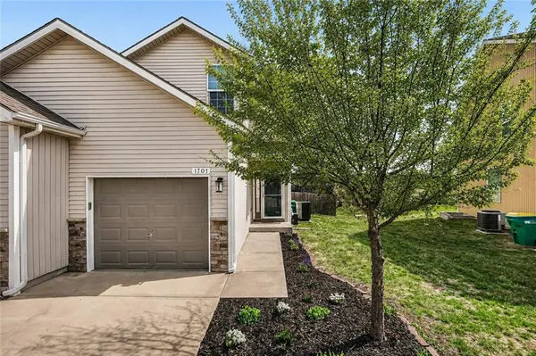 $262,500 | 1701 North 127th Street, Kansas City, KS 66109