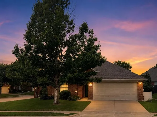 $425,000 | 514 Renee Drive, Euless, TX 76040