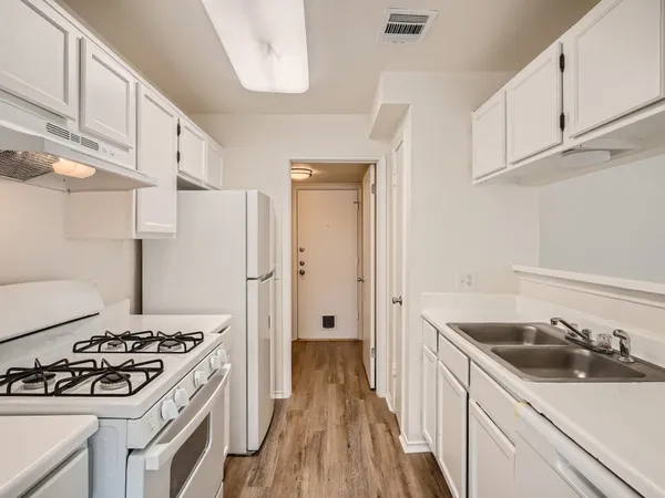 $1,375 | 9105 Japonica Court, Unit A, Austin, TX 78748