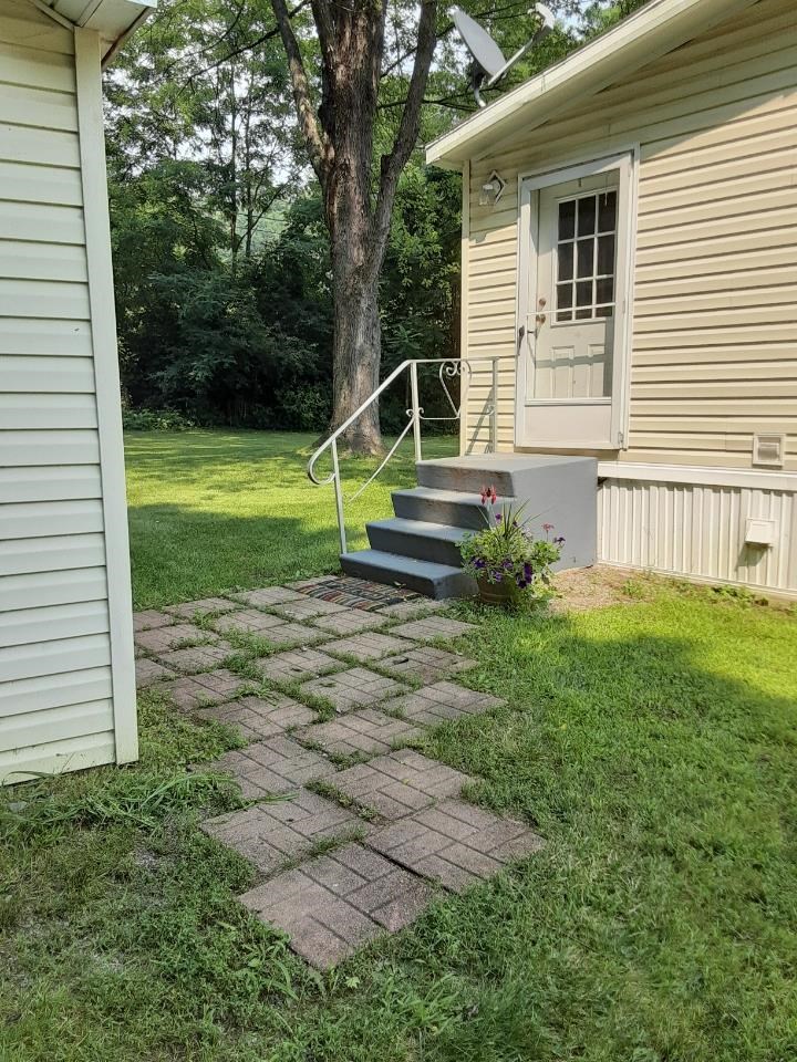 20 Locust Lane Dummerston, VT 05346 - Photo 12 of 13 Gallery Image 12