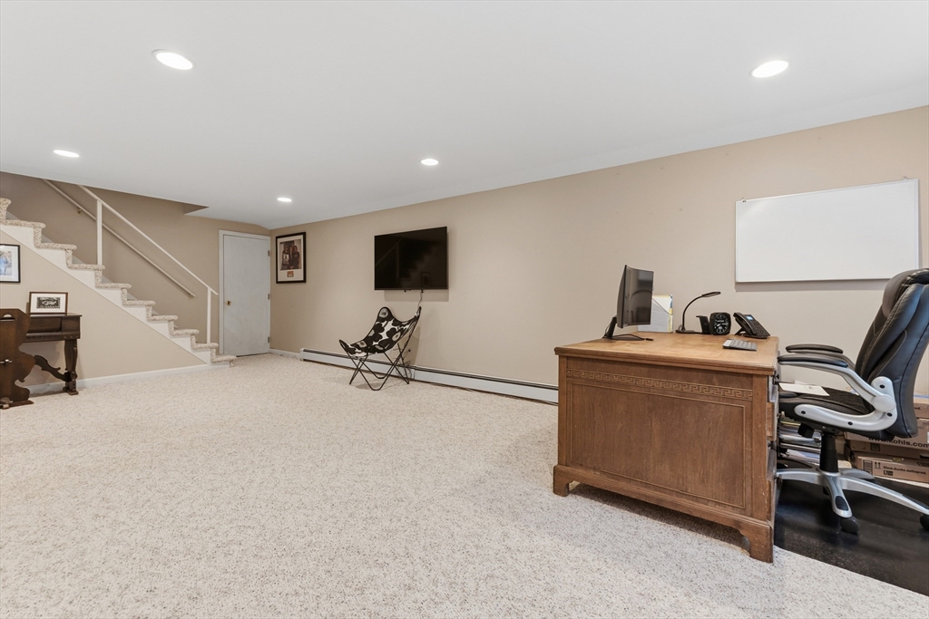 14 Fox Hill Road Framingham, MA 01701 - Photo 33 of 42 Gallery Image 33