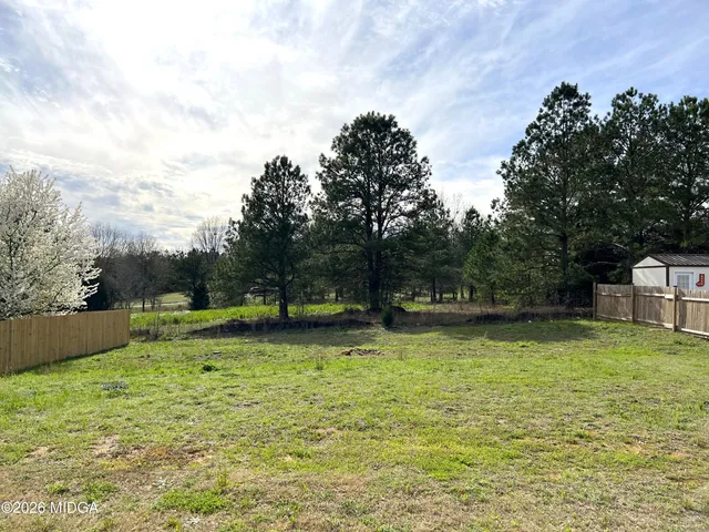 $2,000 | 147 Goodall Woods Drive, Macon, GA 31216