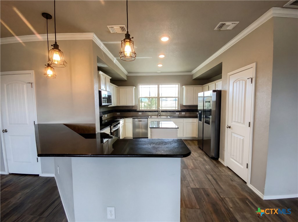 112 Antelope Circle Kempner, TX 76539 - Photo 2 of 16 Staged Photo