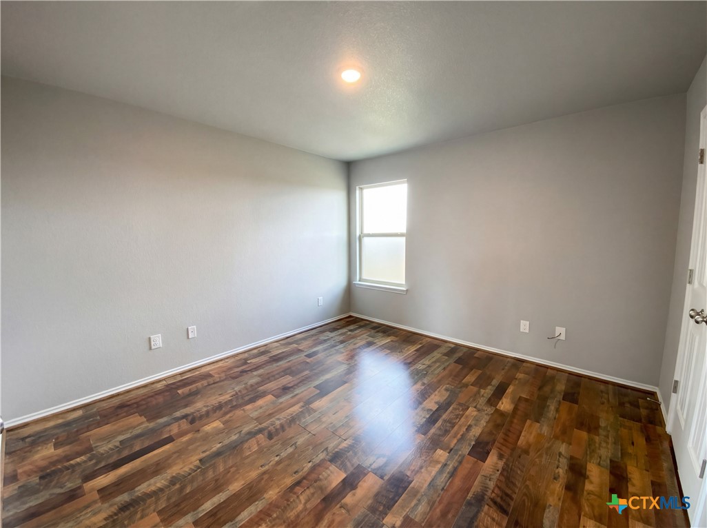 112 Antelope Circle Kempner, TX 76539 - Photo 4 of 16 Staged Photo