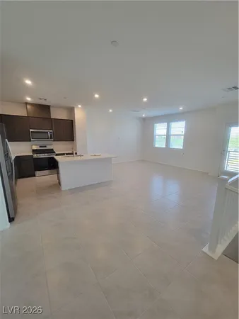 $1,900 | 925 Kyanite Lane, Henderson, NV 89011