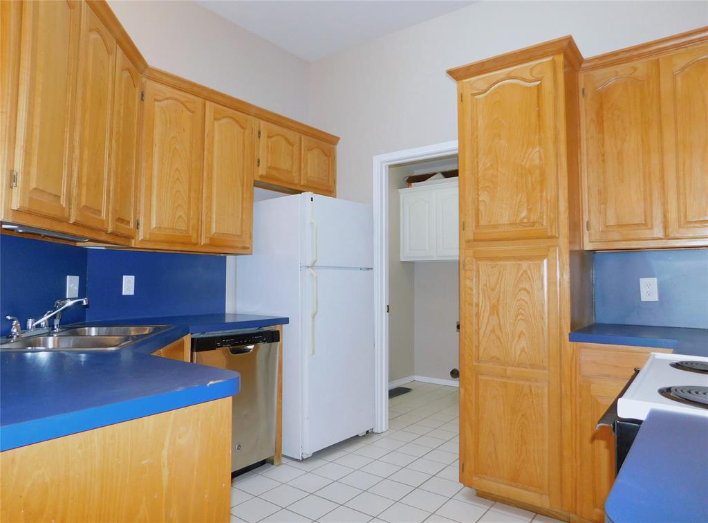 2025 Duck Creek Road Sanger, TX 76266 - Photo 10 of 26 Gallery Image 10