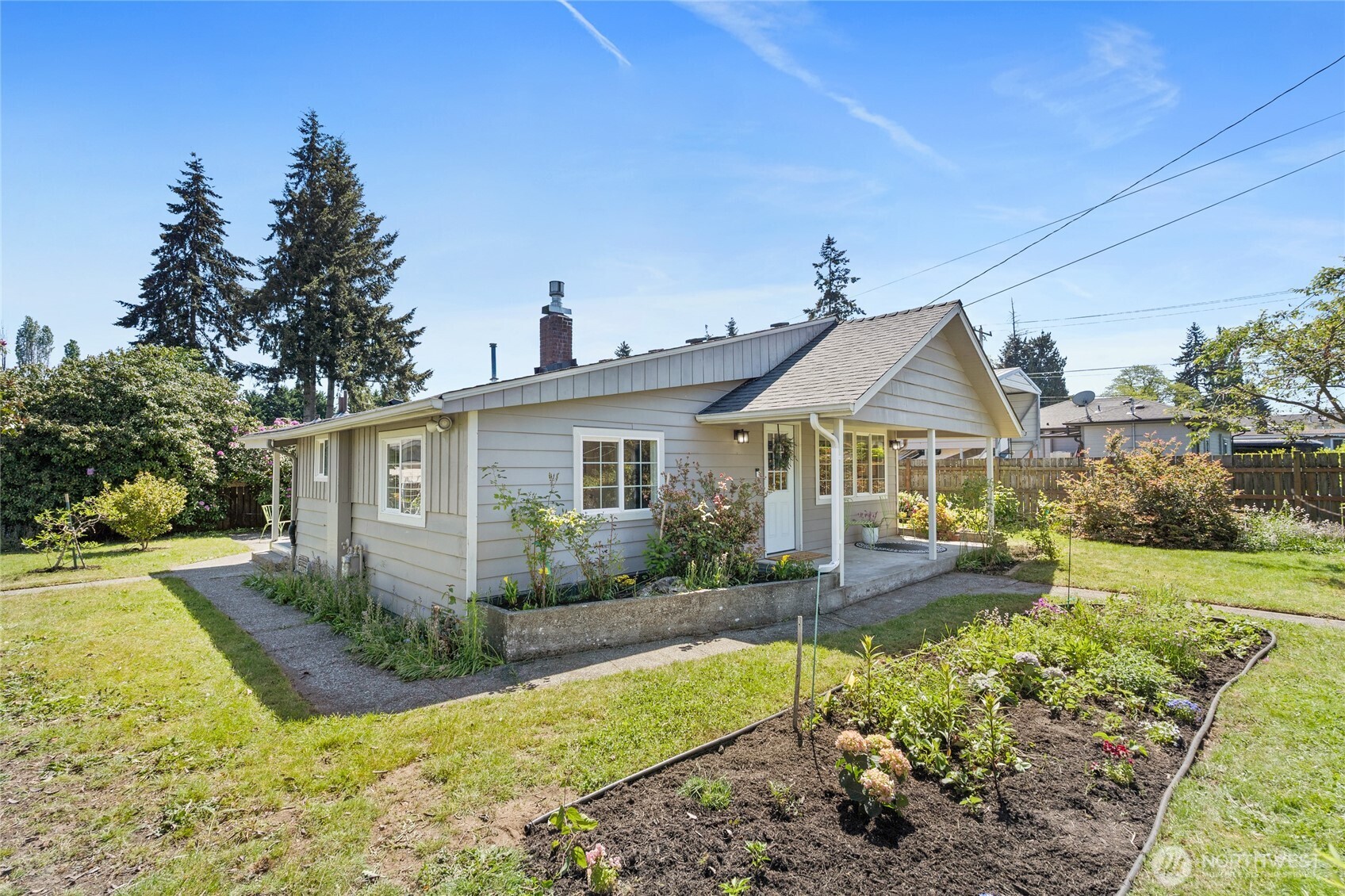 12022 2nd Avenue Southwest Seattle, WA 98146 - Photo 2 of 40