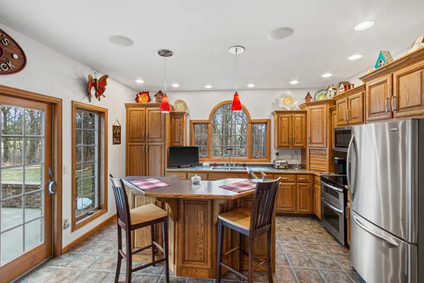 $725,000 | 1366 Sawgrass Drive, Nekoosa, WI 54457