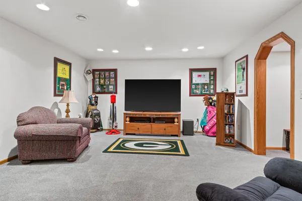 $725,000 | 1366 Sawgrass Drive, Nekoosa, WI 54457