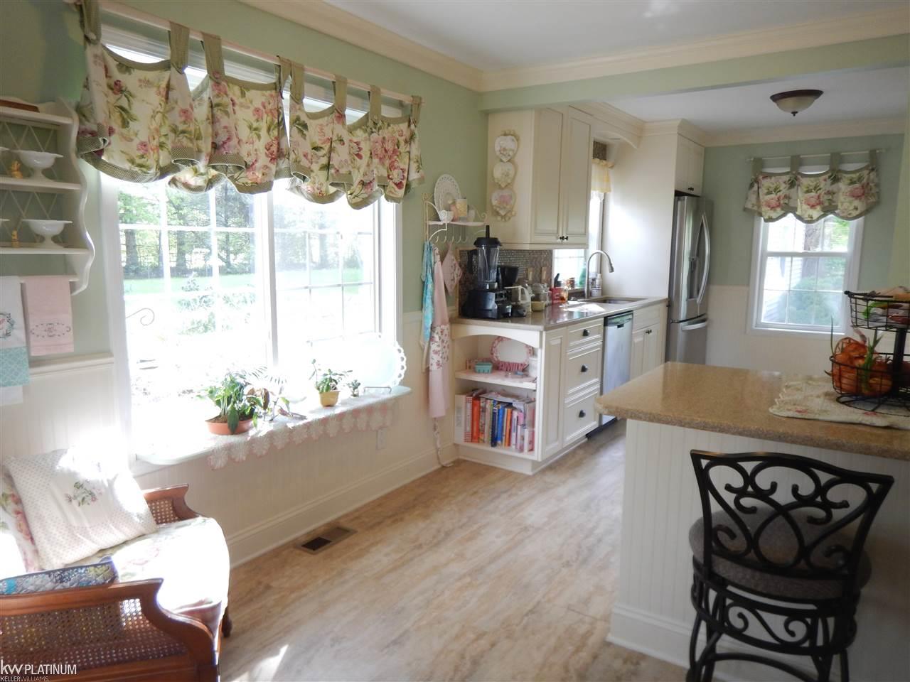 9378 North River Road Algonac, MI 48001 - Photo 19 of 45 Gallery Image 19