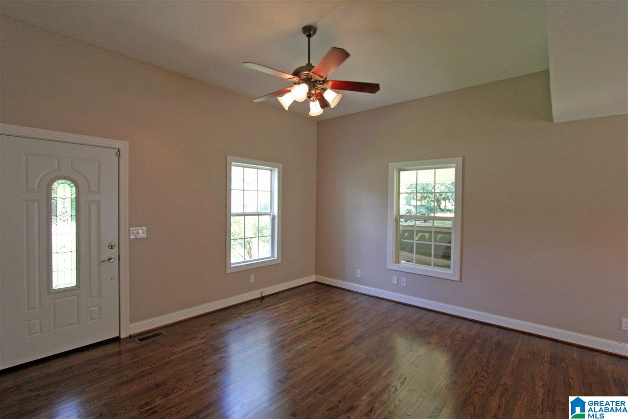 1409 Valley Place Anniston, AL 36207 - Photo 2 of 50
