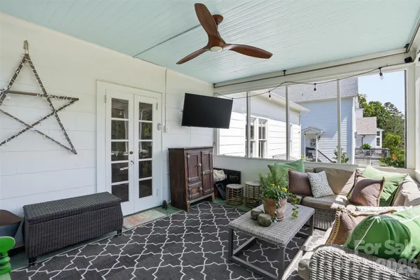 $779,000 | 303 South Street, Davidson, NC 28036