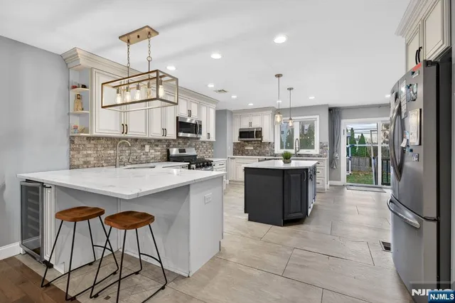 $925,000 | 301 South Parkway, Clifton, NJ 07014