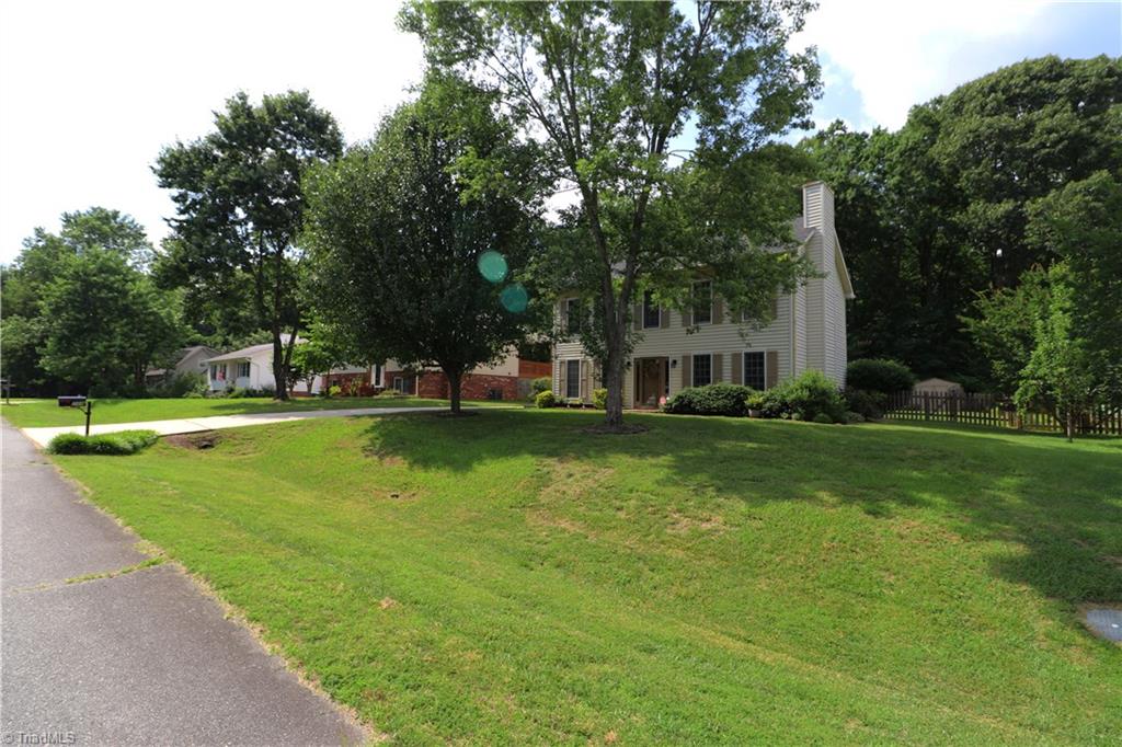 709 Ridgeworth Avenue High Point, NC 27265 - Photo 5 of 29 Gallery Image 5