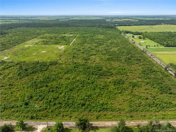 $63,000 | 6 Abie Fontenot Road, Iowa, LA 70647