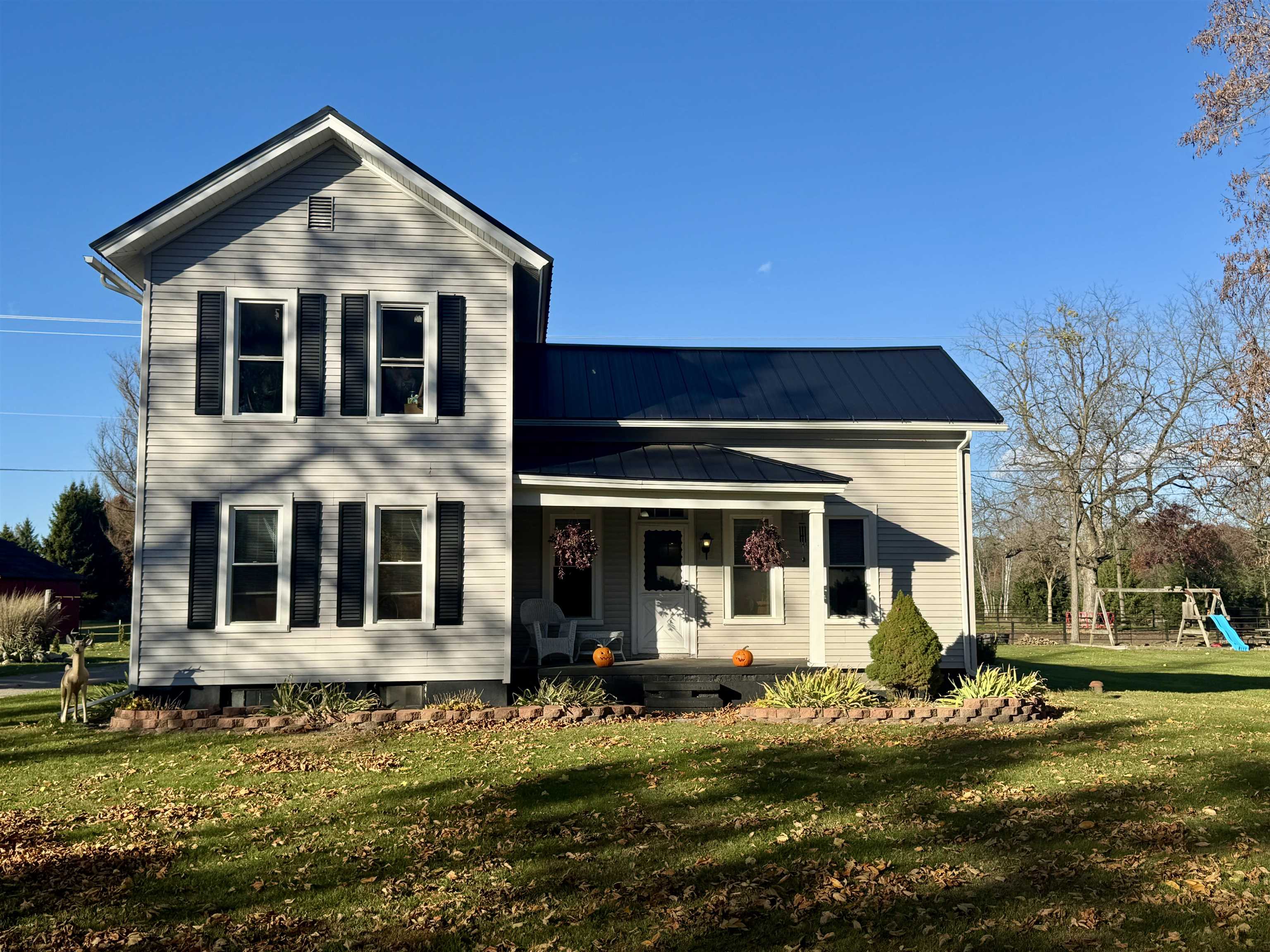 7684 West Beard Road Perry, MI 48872 - Photo 2 of 48 50194836-d067f6e3-bfcf-4d93-b806-b346eb42a1bf.JPG