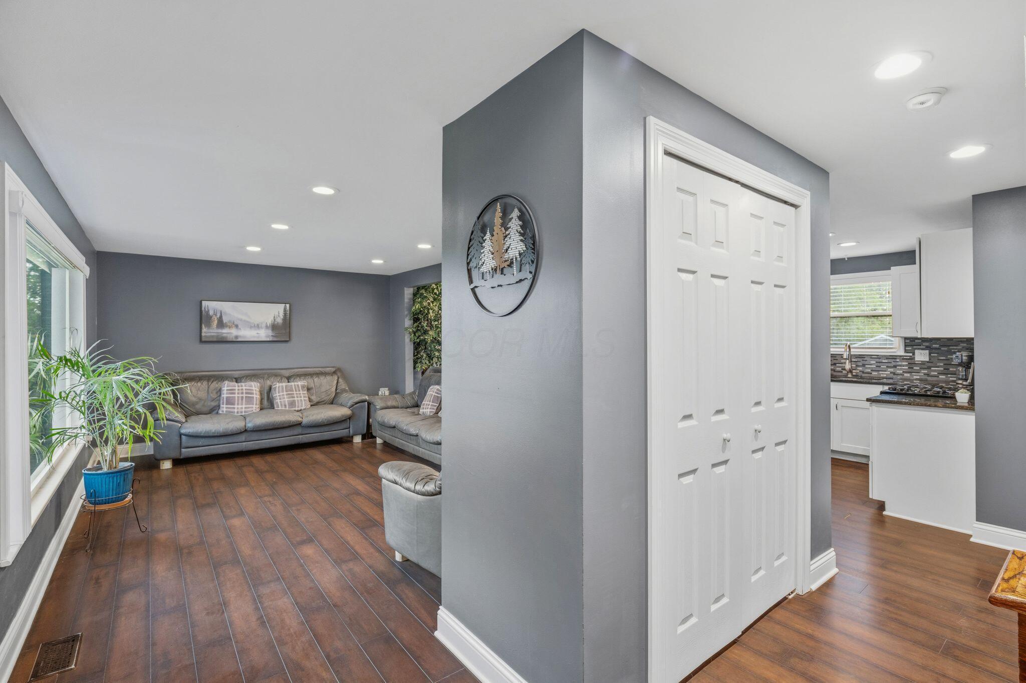 12183 Harmon Road Pickerington, OH 43147 - Photo 4 of 57 AF1A1251