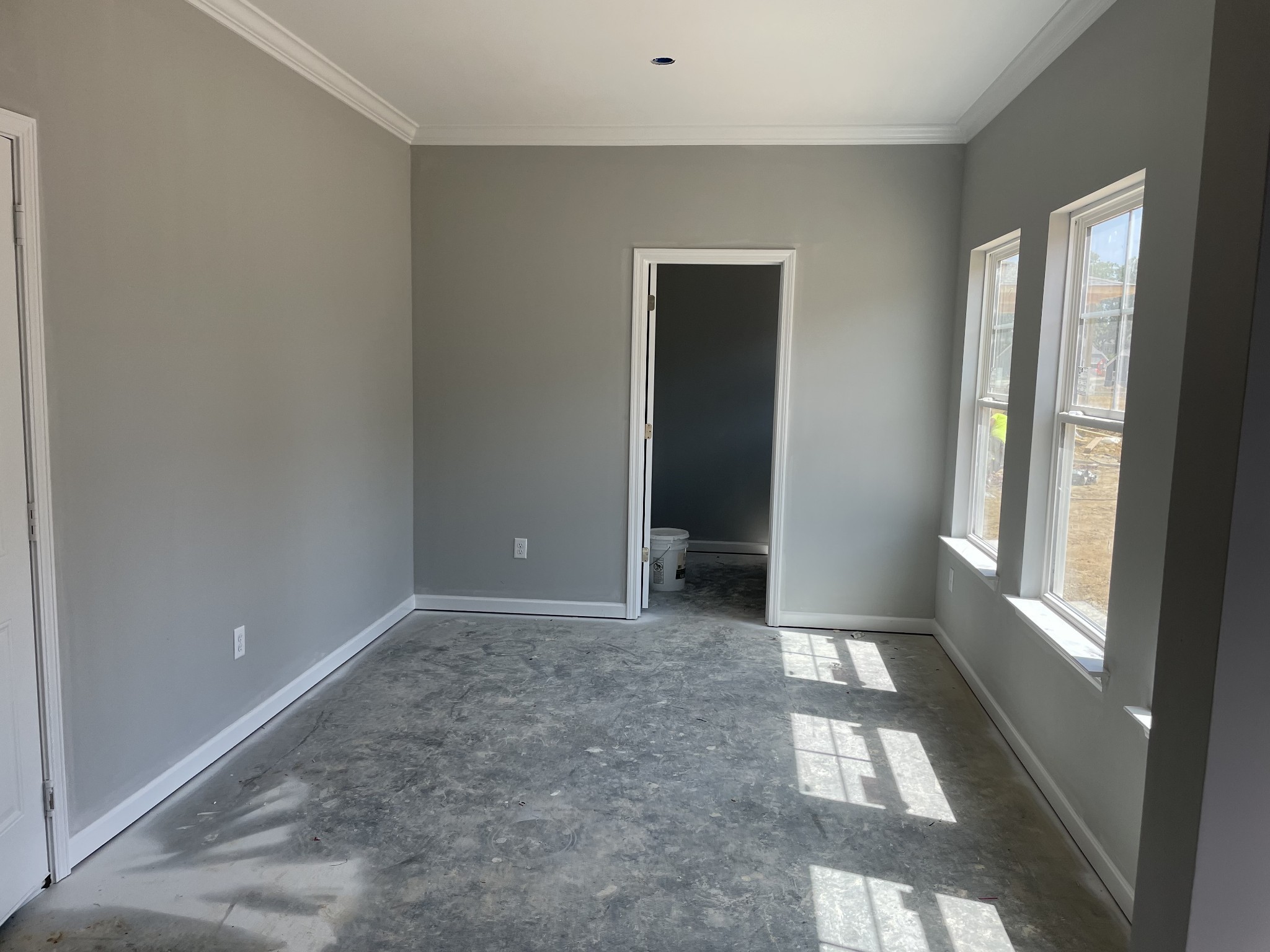 1028 Wiseman Farm Road Fairview, TN 37062 - Photo 5 of 10 an empty room with windows