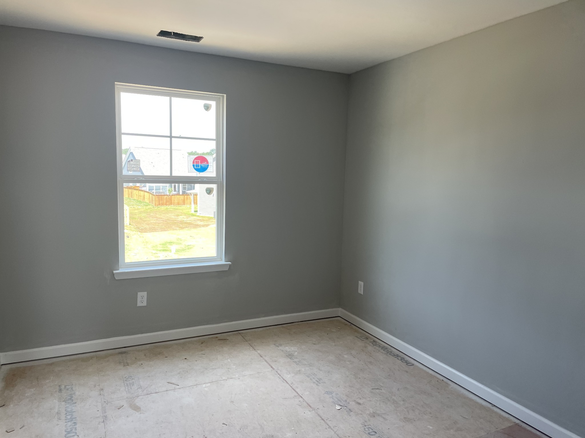 1028 Wiseman Farm Road Fairview, TN 37062 - Photo 9 of 10 an empty room with a window