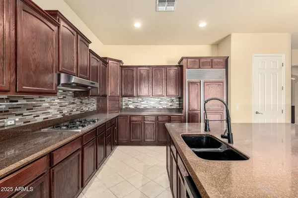 $524,900 | 18322 West Sweet Acacia Drive, Goodyear, AZ 85338