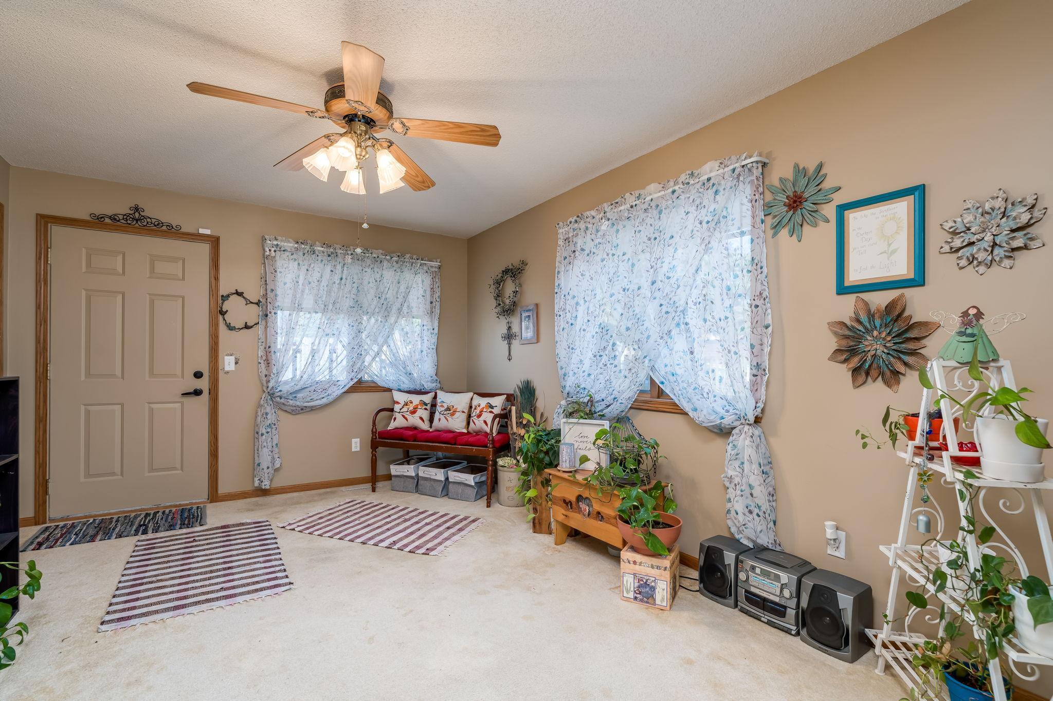 2338 Hoffman Road Mankato, MN 56001 - Photo 8 of 21