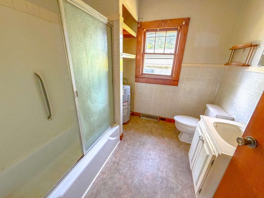 960 Ivanhoe Road Max Meadows, VA 24360 - Photo 9 of 18 Gallery Image 9