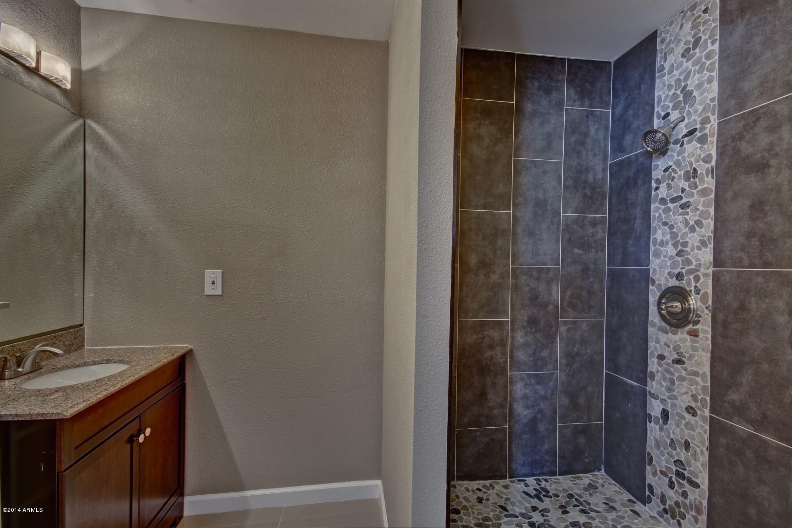 6829 East Osborn Road, Unit D Scottsdale, AZ 85251 - Photo 12 of 26 Osborn - Unit D (10)