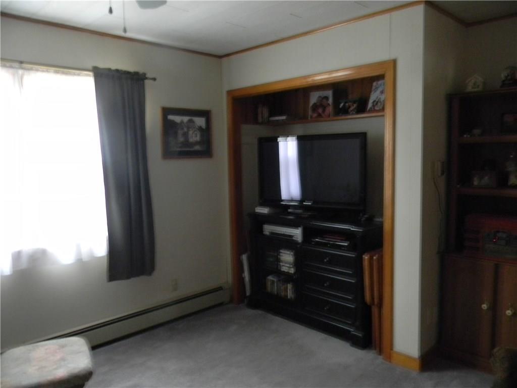 144 Waldoboro Road Washington, ME 04574 - Photo 22 of 35 FAMILY ROOM