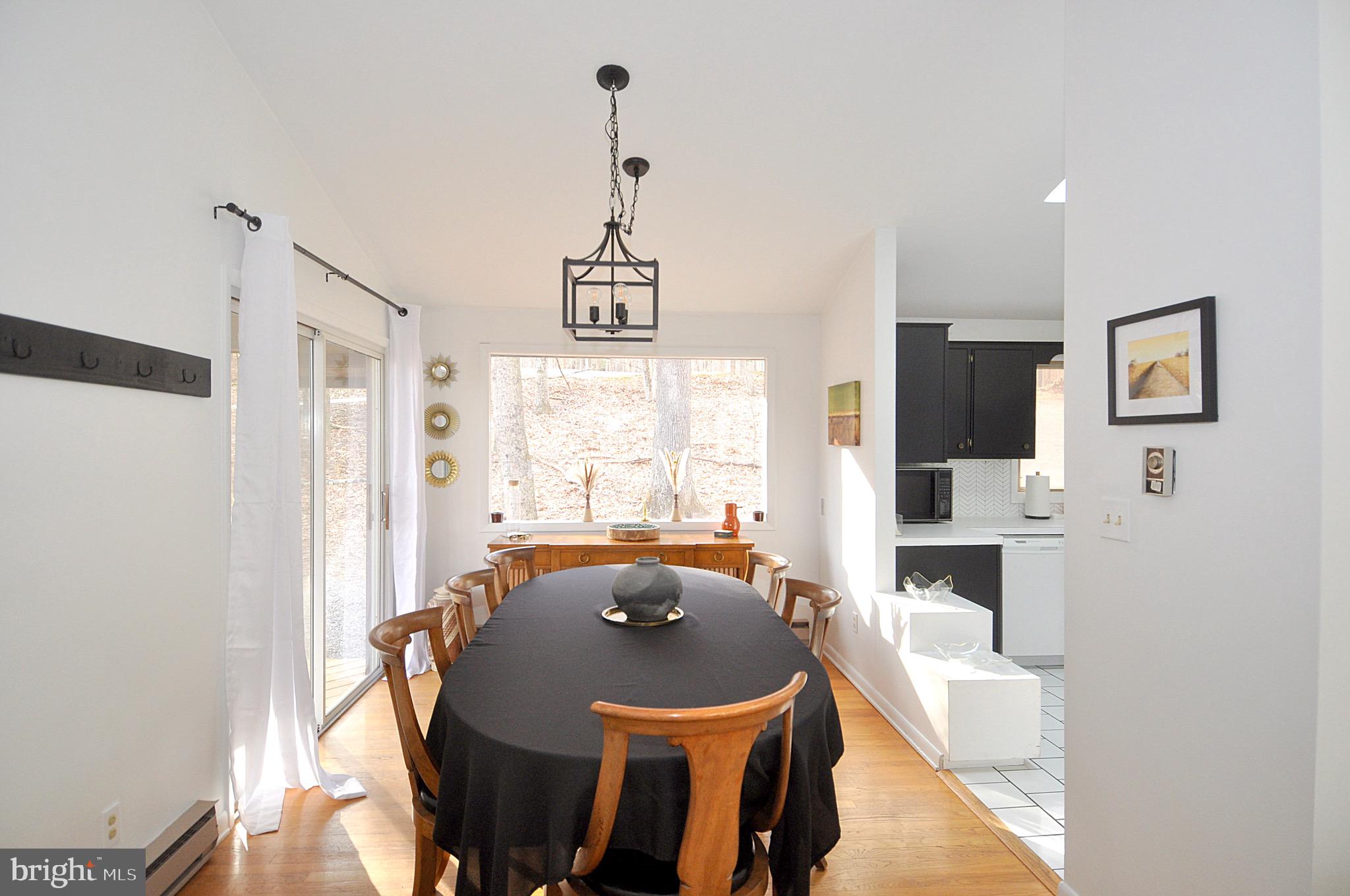 112 Mountainside Road Berkeley Springs, WV 25411 - Photo 14 of 55