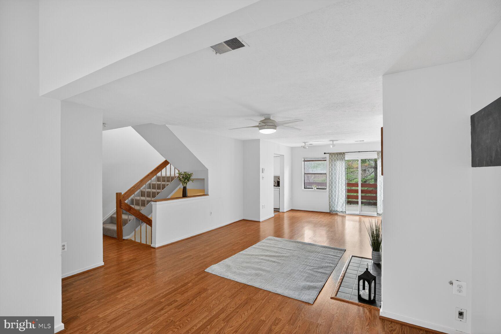 7505 Weather Worn Way, Unit E Columbia, MD 21046 - Photo 4 of 32