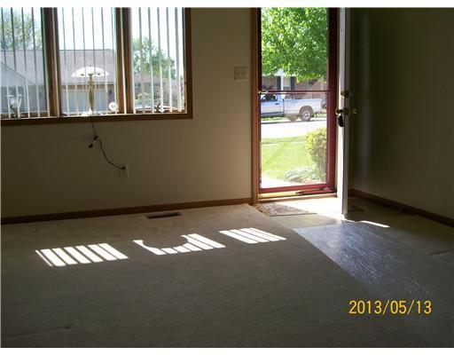 4218 Midfield Street Springfield, OH 45503 - Photo 2 of 15