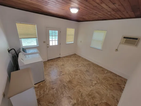 $2,200 | 1526 Highland Drive, Tallahassee, FL 32317