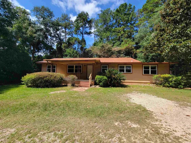 $2,200 | 1526 Highland Drive, Tallahassee, FL 32317
