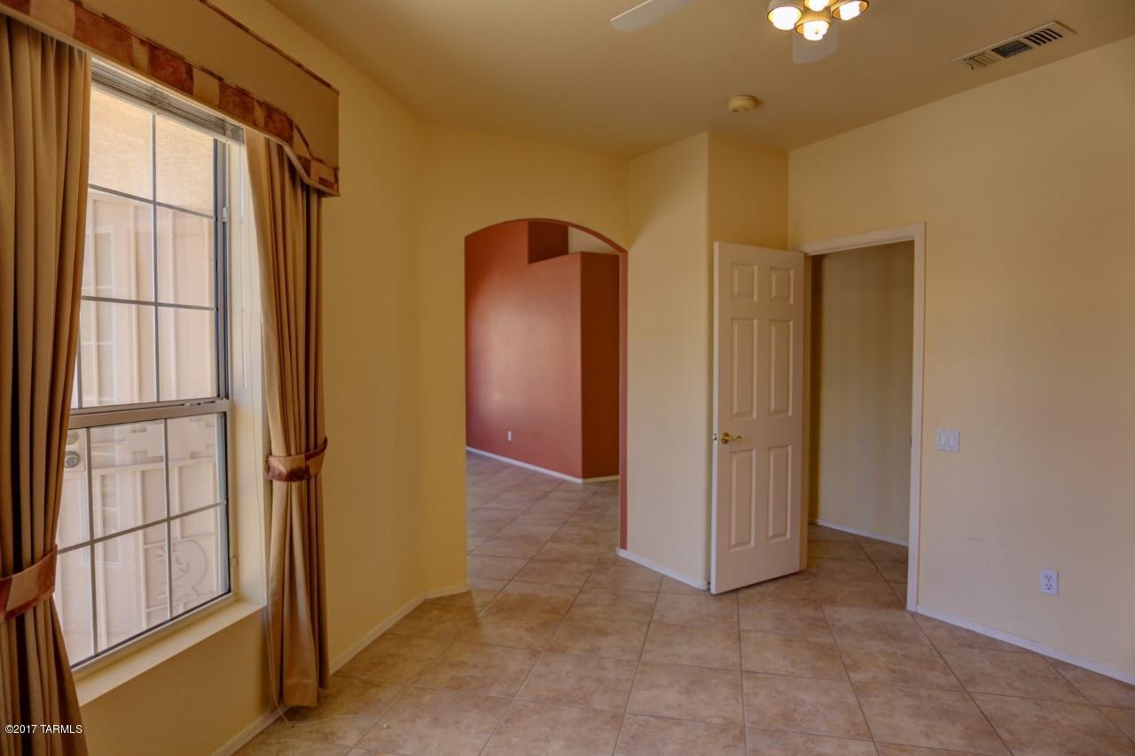 7312 West Rivulet Drive Tucson, AZ 85743 - Photo 7 of 35