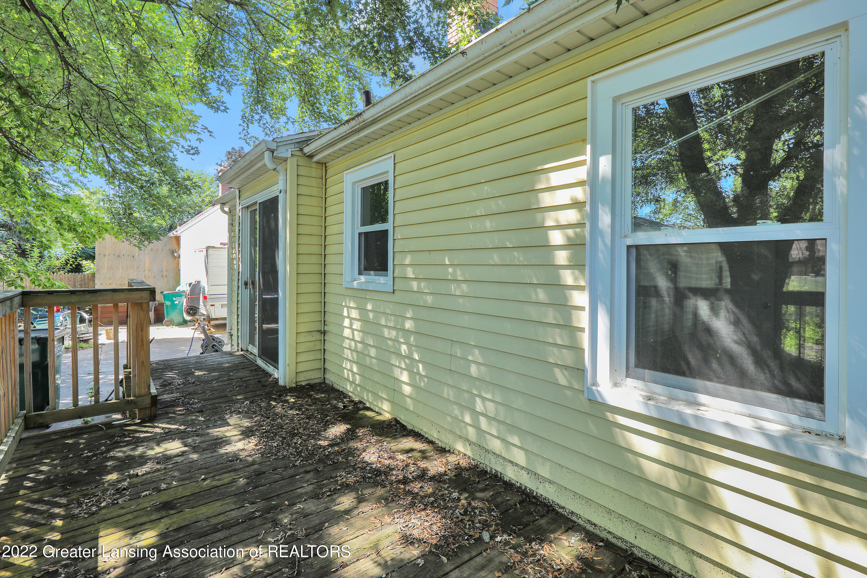 2401 Pleasant Grove Road Lansing, MI 48910 - Photo 24 of 29 9I3A5726