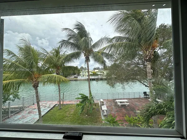 $205,000 | 1289 Marseille Drive, Unit 50, Miami Beach, FL 33141