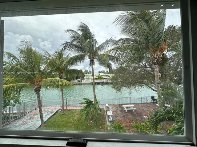 $215,000 | 1289 Marseille Drive, Unit 50, Miami Beach, FL 33141