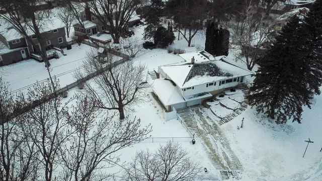 $349,990 | 3393 Richmond Avenue, Shoreview, MN 55126